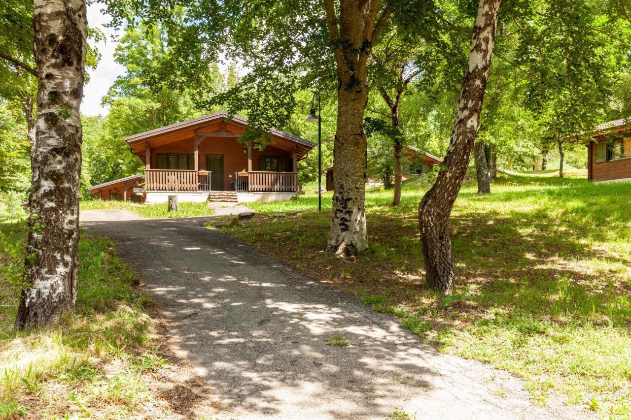 Villaggio Anemone - Chalet Anemone Capanne di Sillano Ngoại thất bức ảnh